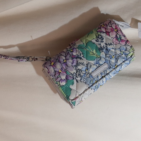 Vera Bradley Handbags - Vera Bradley Quilted Wallet